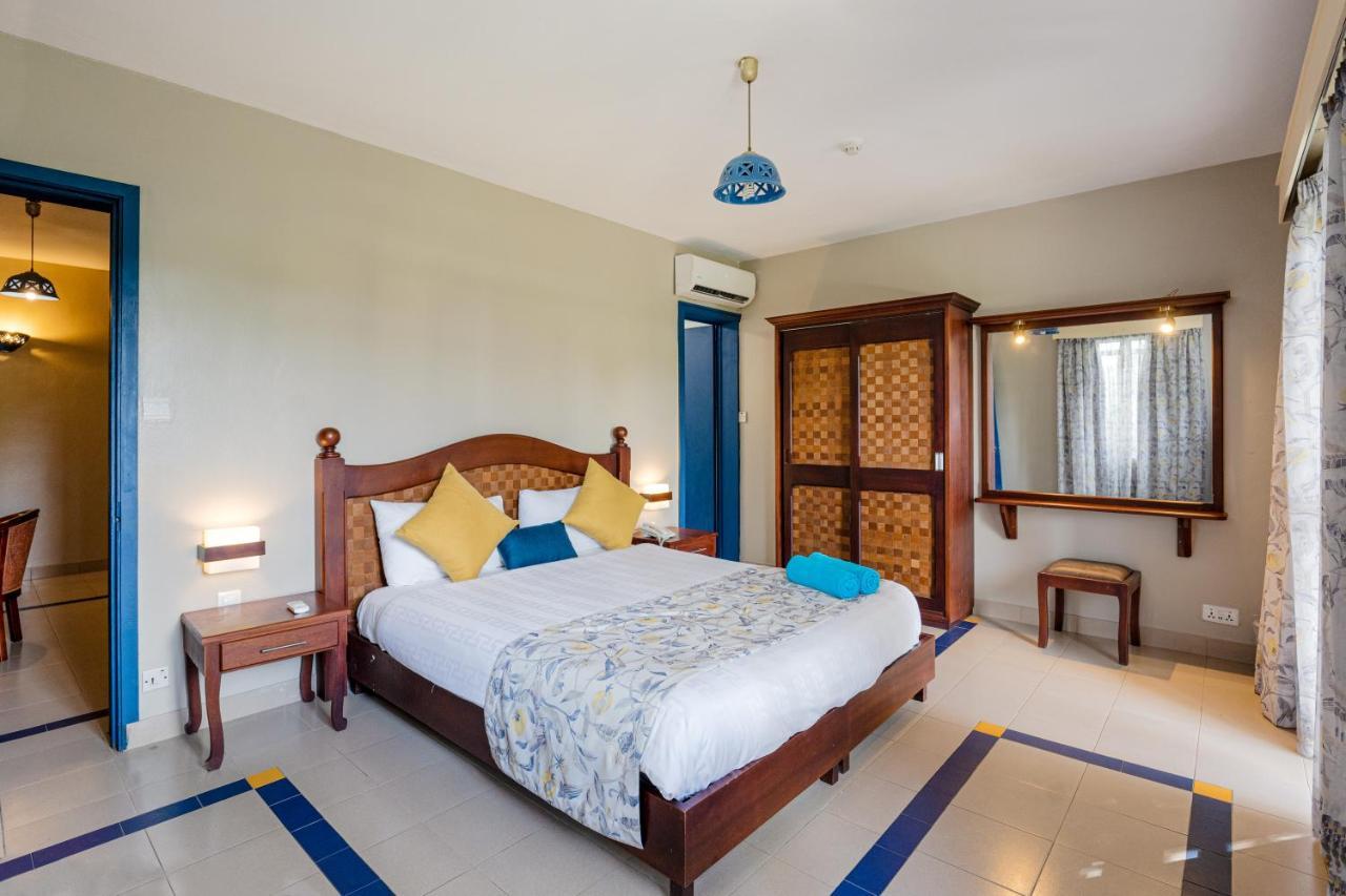 Le Grand Bleu Hotel ทรู โอซ์ บิชส์ ภายนอก รูปภาพ